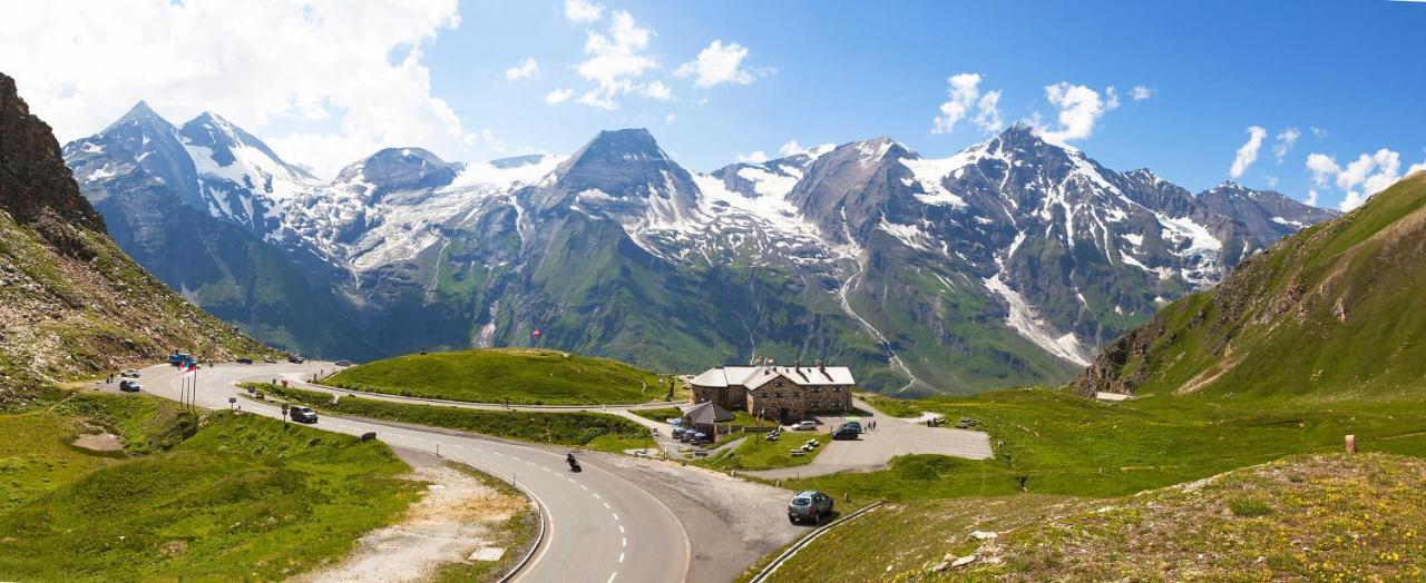 Landhaus Bergner Alm บรุค อันแดร์ โกรสส์กลอคเนอร์ชตราสเซอ ภายนอก รูปภาพ