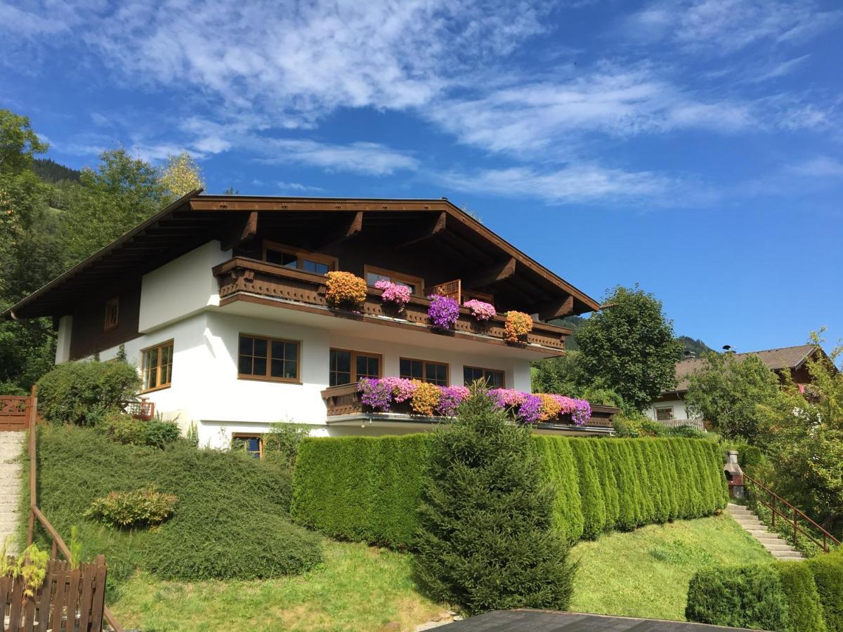 Landhaus Bergner Alm บรุค อันแดร์ โกรสส์กลอคเนอร์ชตราสเซอ ภายนอก รูปภาพ