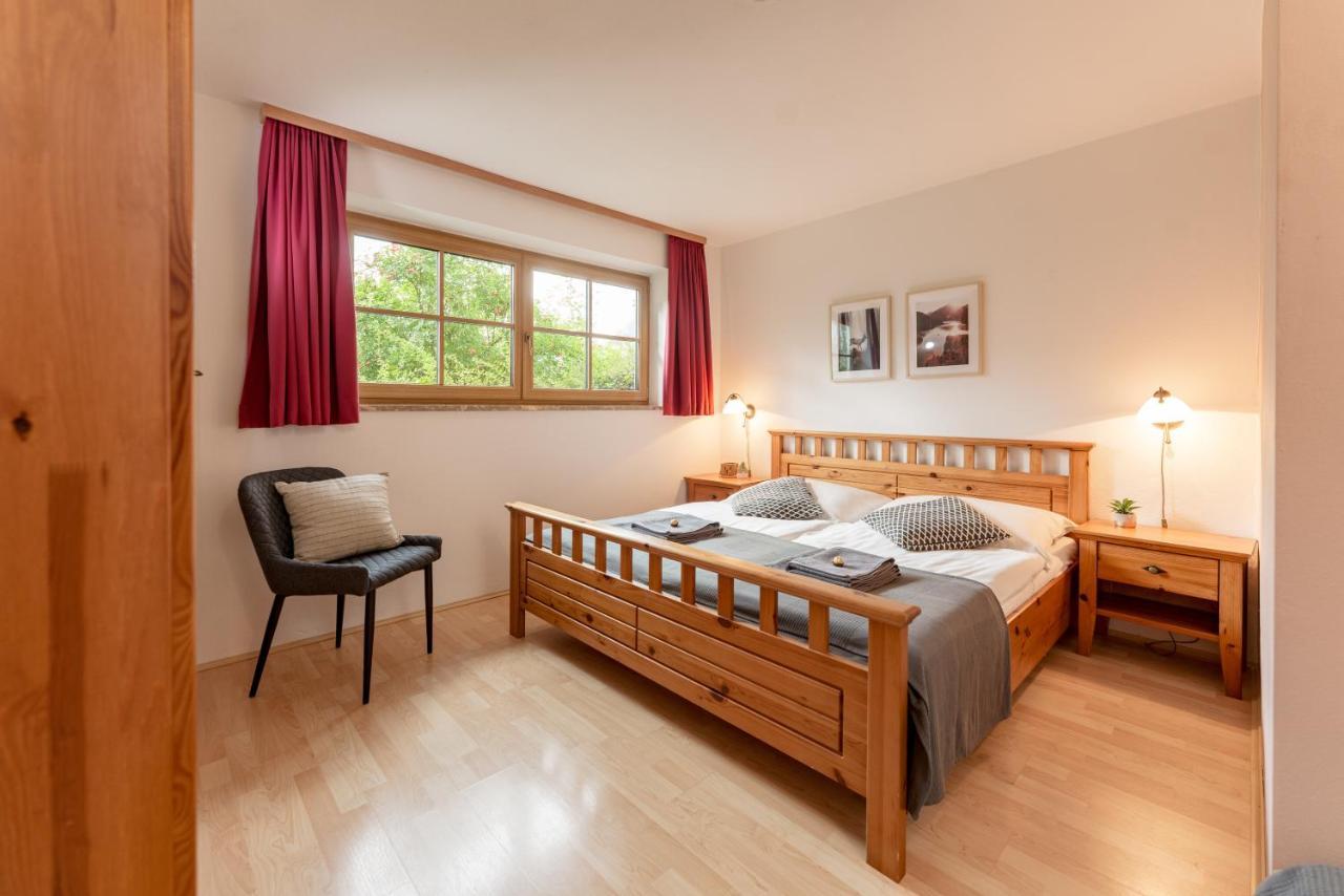 Landhaus Bergner Alm บรุค อันแดร์ โกรสส์กลอคเนอร์ชตราสเซอ ภายนอก รูปภาพ