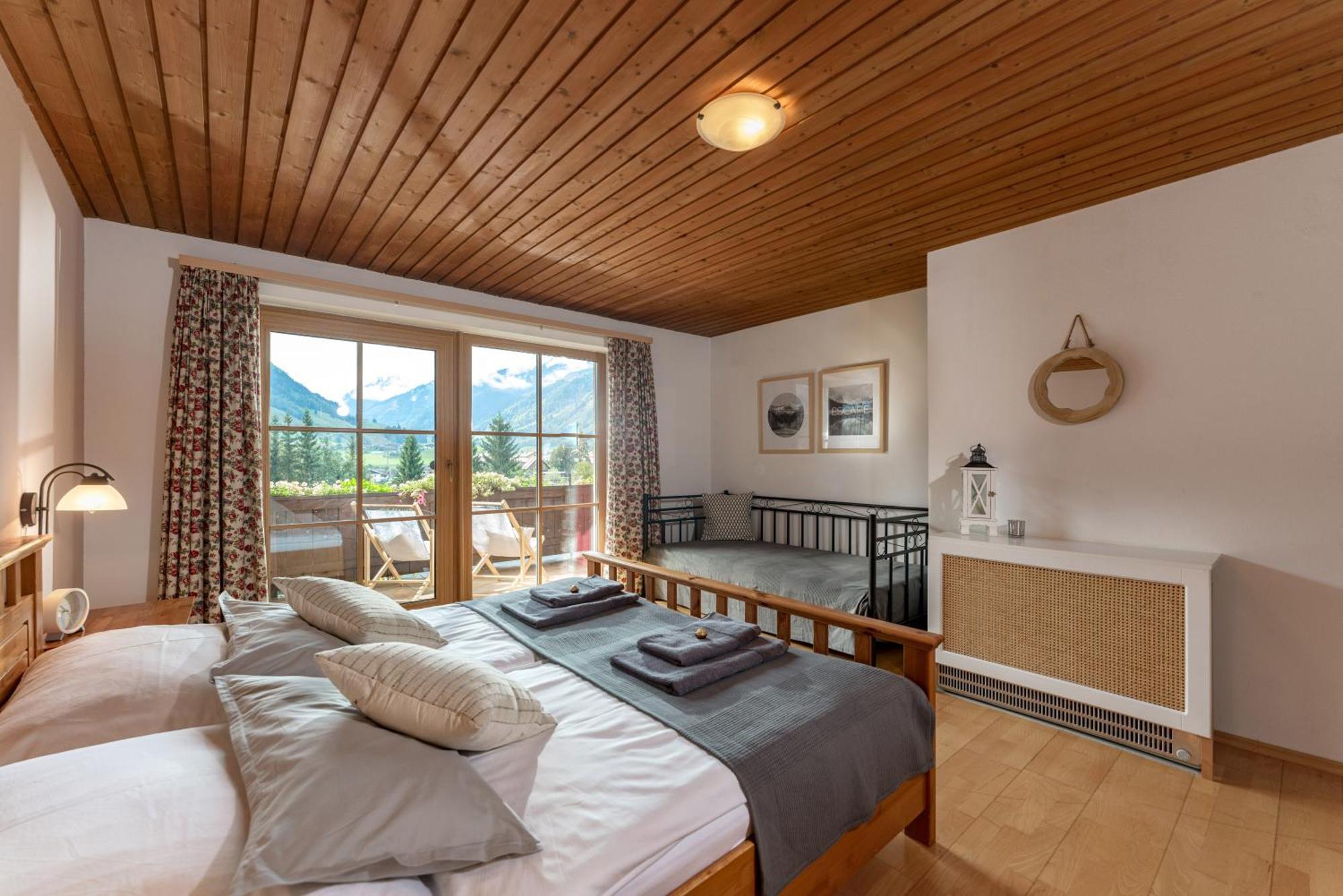 Landhaus Bergner Alm บรุค อันแดร์ โกรสส์กลอคเนอร์ชตราสเซอ ภายนอก รูปภาพ
